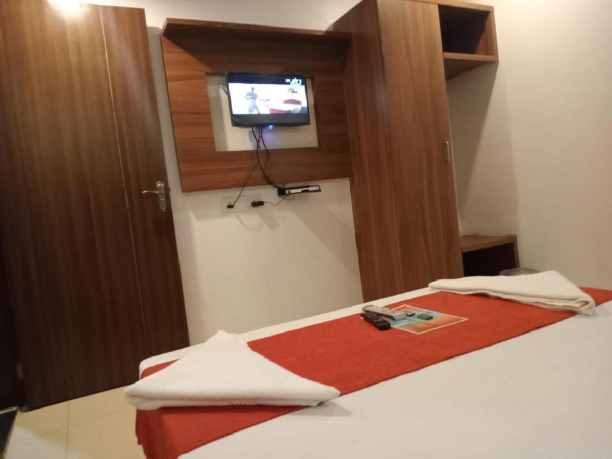 Hotel Sai Deep Lodging By Wb Inn Navi Mumbai Eksteriør billede