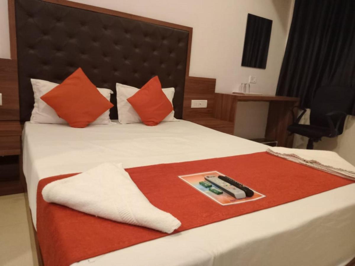 Hotel Sai Deep Lodging By Wb Inn Navi Mumbai Eksteriør billede